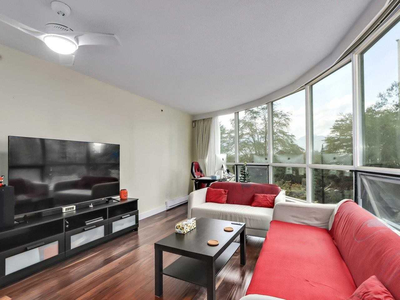 555 Jervis Street #2nd Floor - Photo 3 of 23