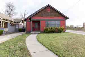 featured image of 726 Nw 28th St #NA