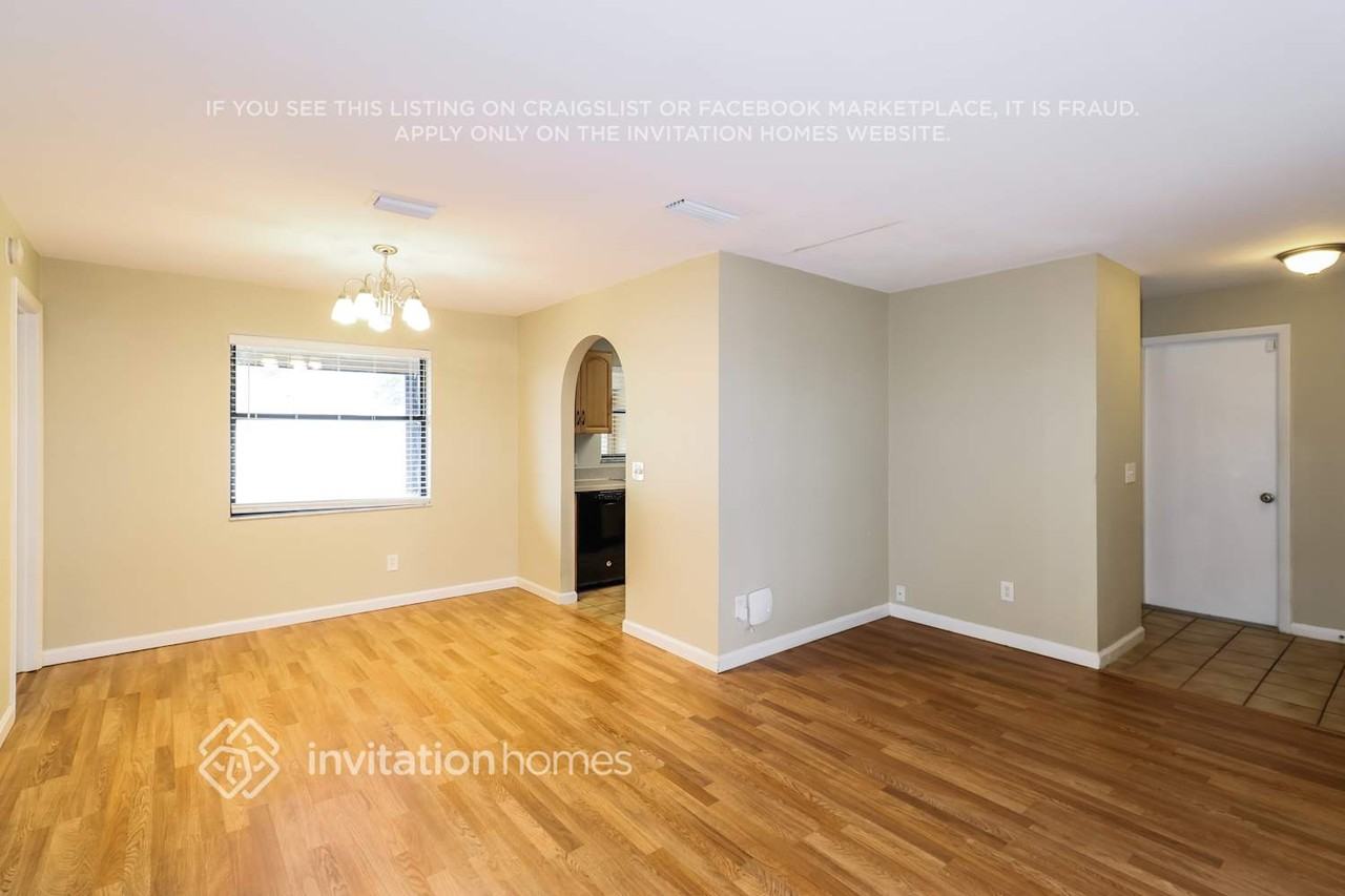 2001 Nicklaus Dr - Photo 3 of 17