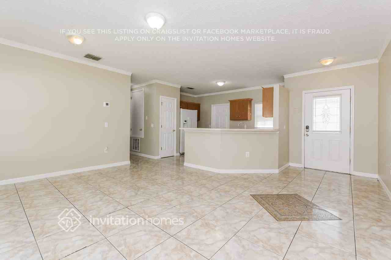831 Del Prado Dr - Photo 7 of 17