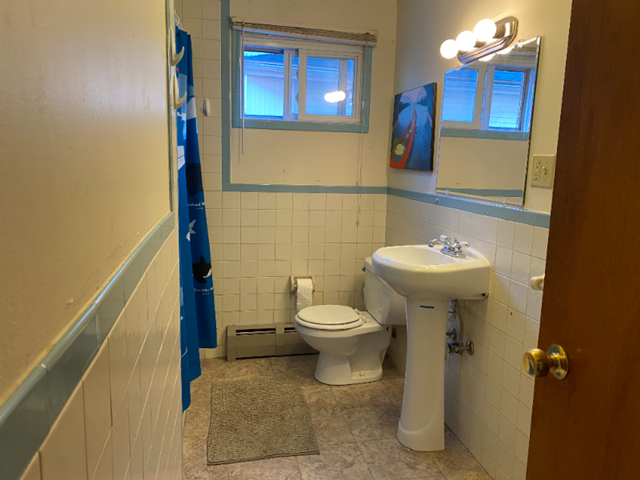 550 Whitney Ave - Photo 5 of 16