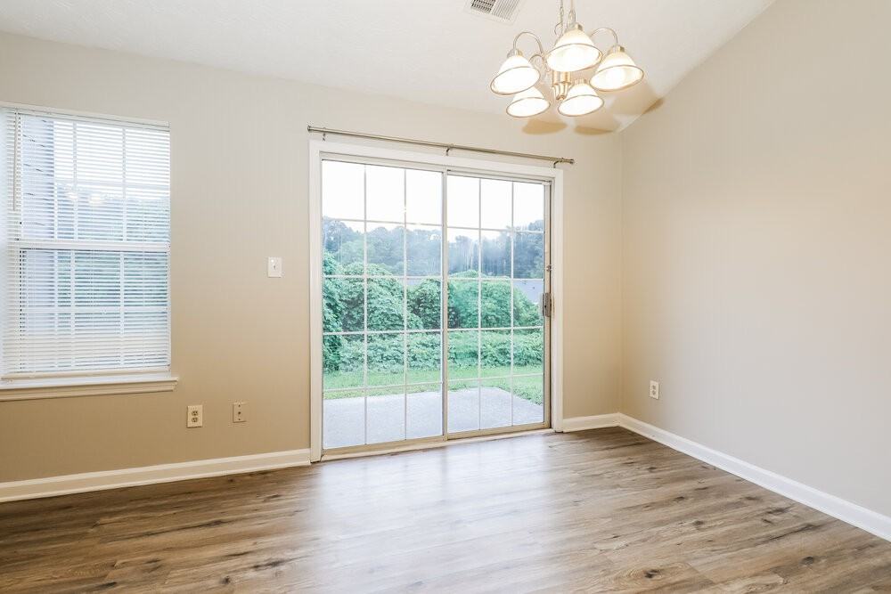 4252 Catalpa Ct - Photo 6 of 16