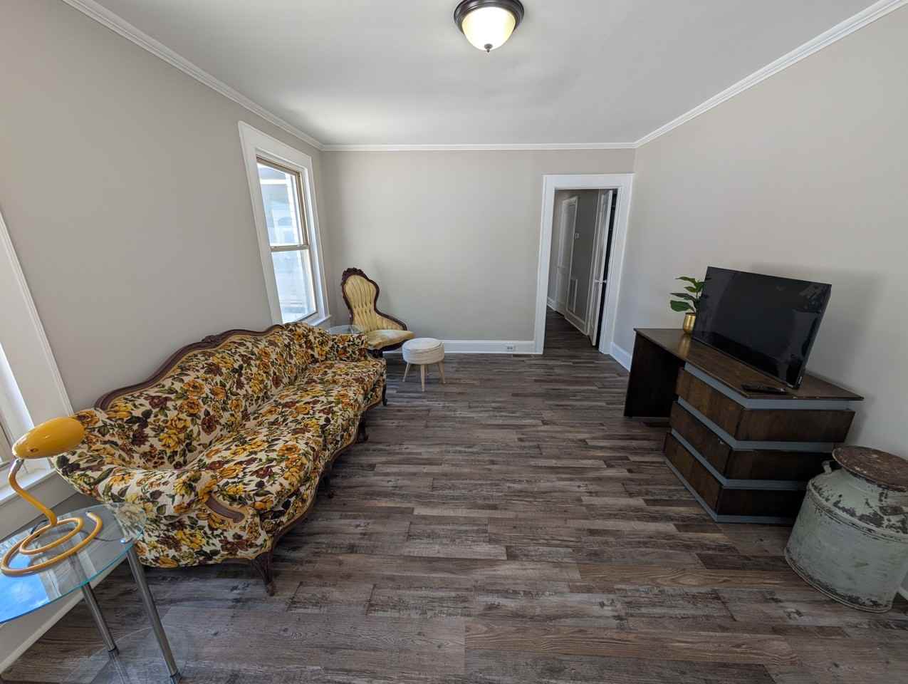 393 Kerr Street Northwest - Photo 7 of 16