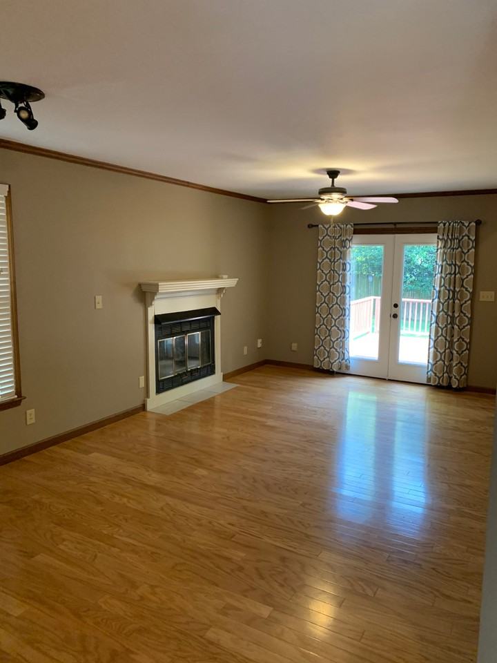 2625 Sawmill Rd - Photo 5 of 9