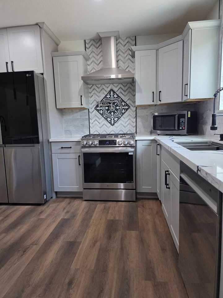 3280 Everett Dr - Photo 5 of 28