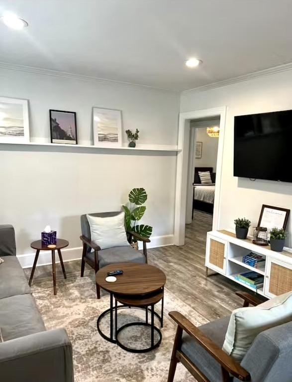 5053 Walker St - Photo 6 of 28