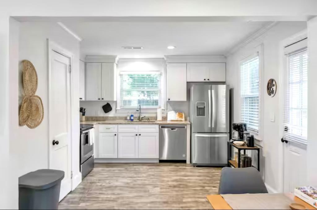 5053 Walker St - Photo 7 of 28