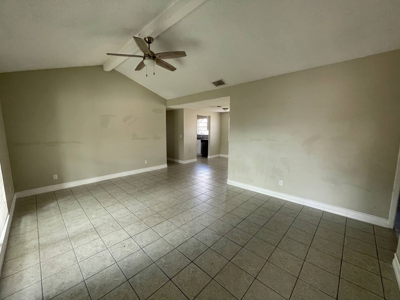8510 Wilding Ct - Photo 3 of 12