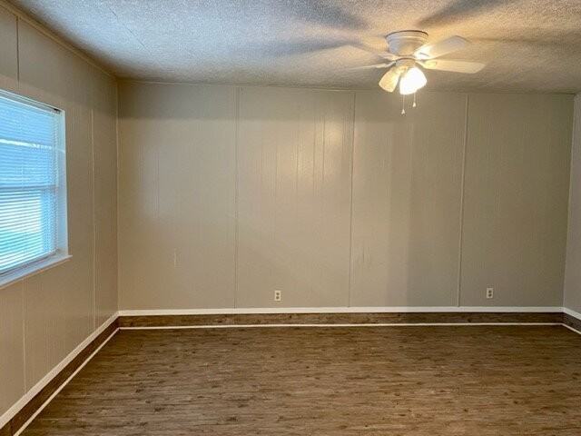 1461 Kaylock St - Photo 7 of 15