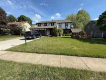1613 Mayflower Ln - Photo 1 of 1