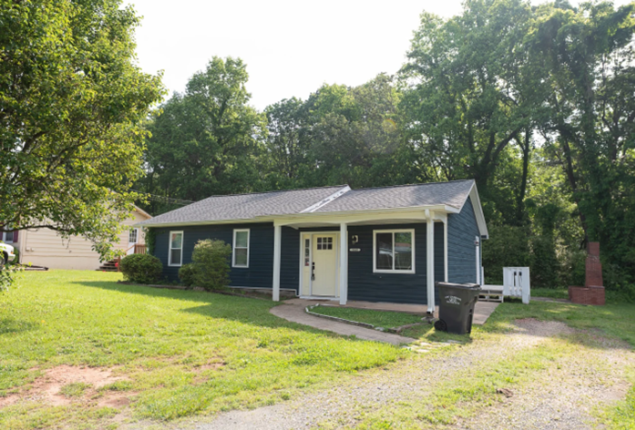 1643 Brown St - Photo 2 of 23