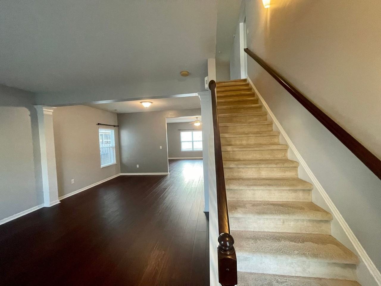 5537 Stowe Derby Dr - Photo 3 of 20