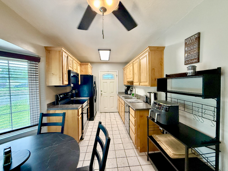 1 Gibbs Cir - Photo 6 of 22