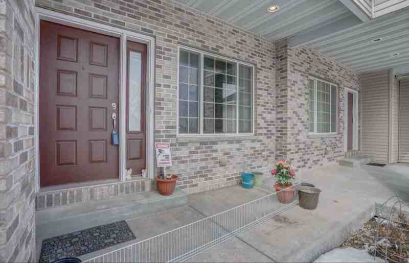 2904 Kentville Dr - Photo 3 of 20