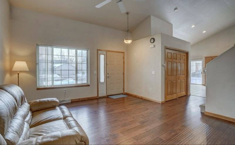 2904 Kentville Dr - Photo 5 of 20