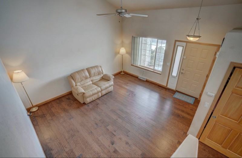 2904 Kentville Dr - Photo 7 of 20