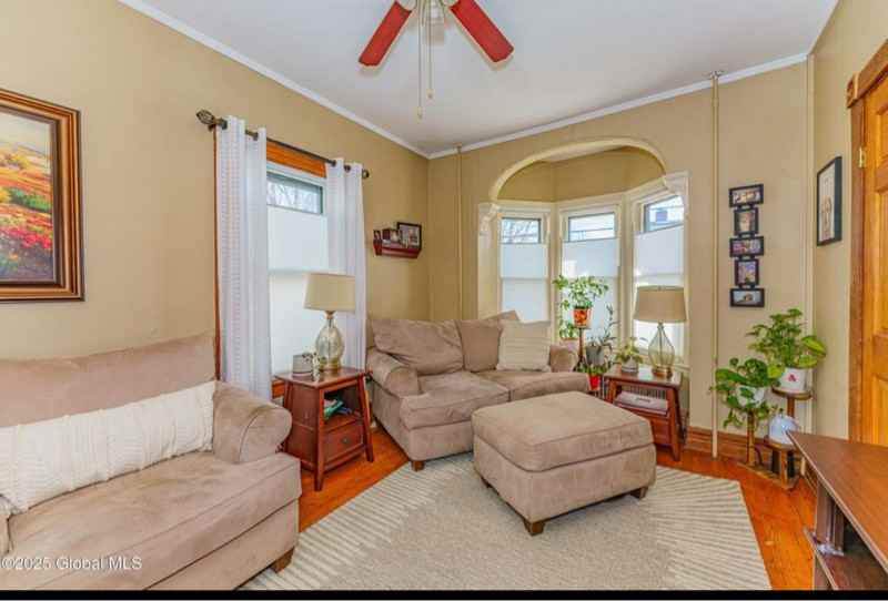 193 Main St #1 - Photo 3 of 13