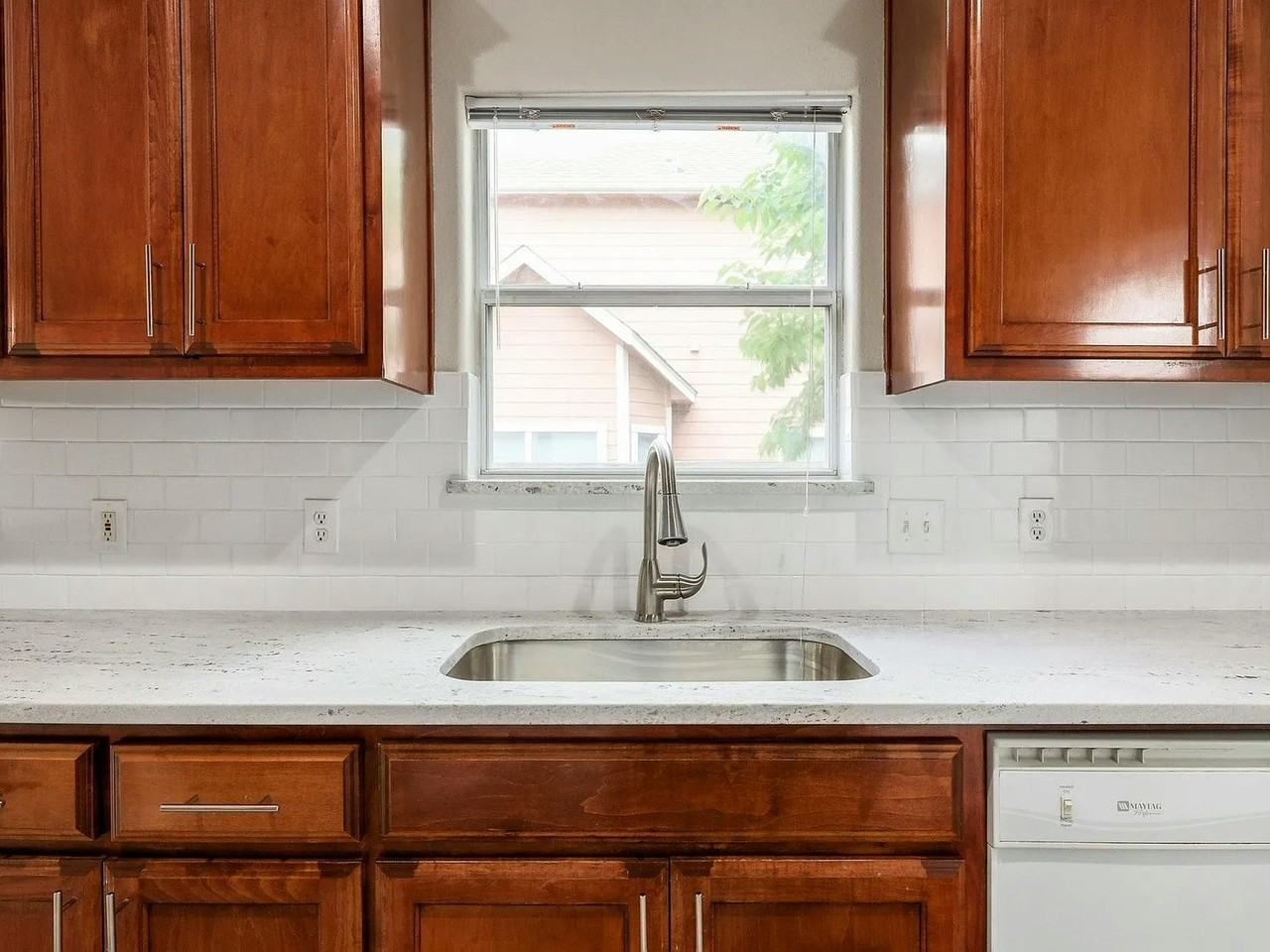 1112 Juniper St #0 - Photo 2 of 22