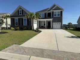 featured image of 5016 Azul Loop