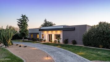 featured image of 7417 E Paradise Dr