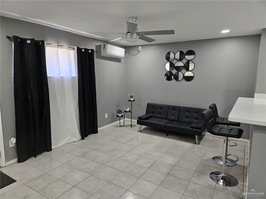 800 E Tulipan St - Photo 3 of 12