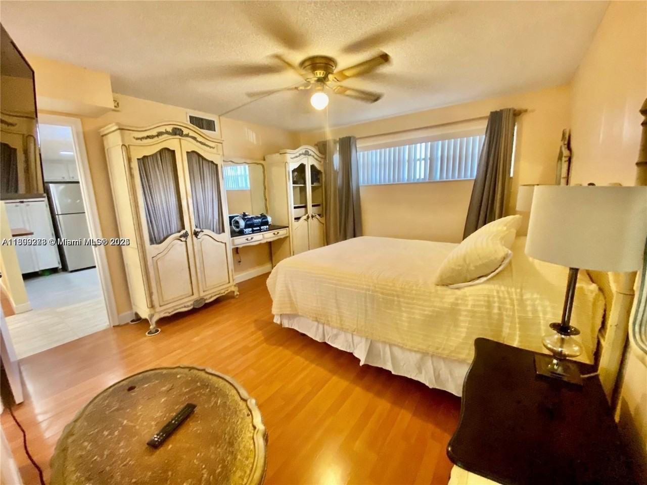 671 S Hollybrook Dr #104 - Photo 3 of 24