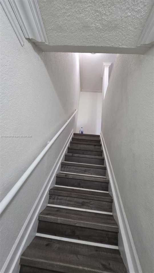 3906 Nw 90th Ave #3906 - Photo 6 of 17