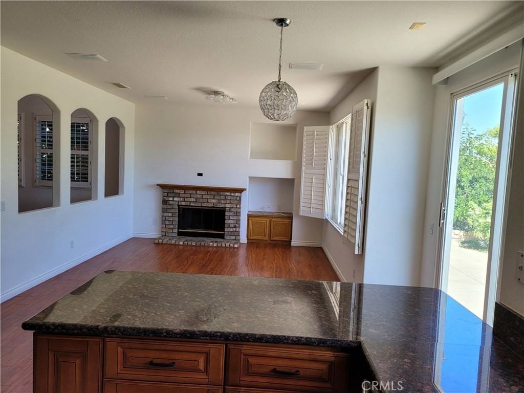 11774 Oakhurst Way - Photo 4 of 26