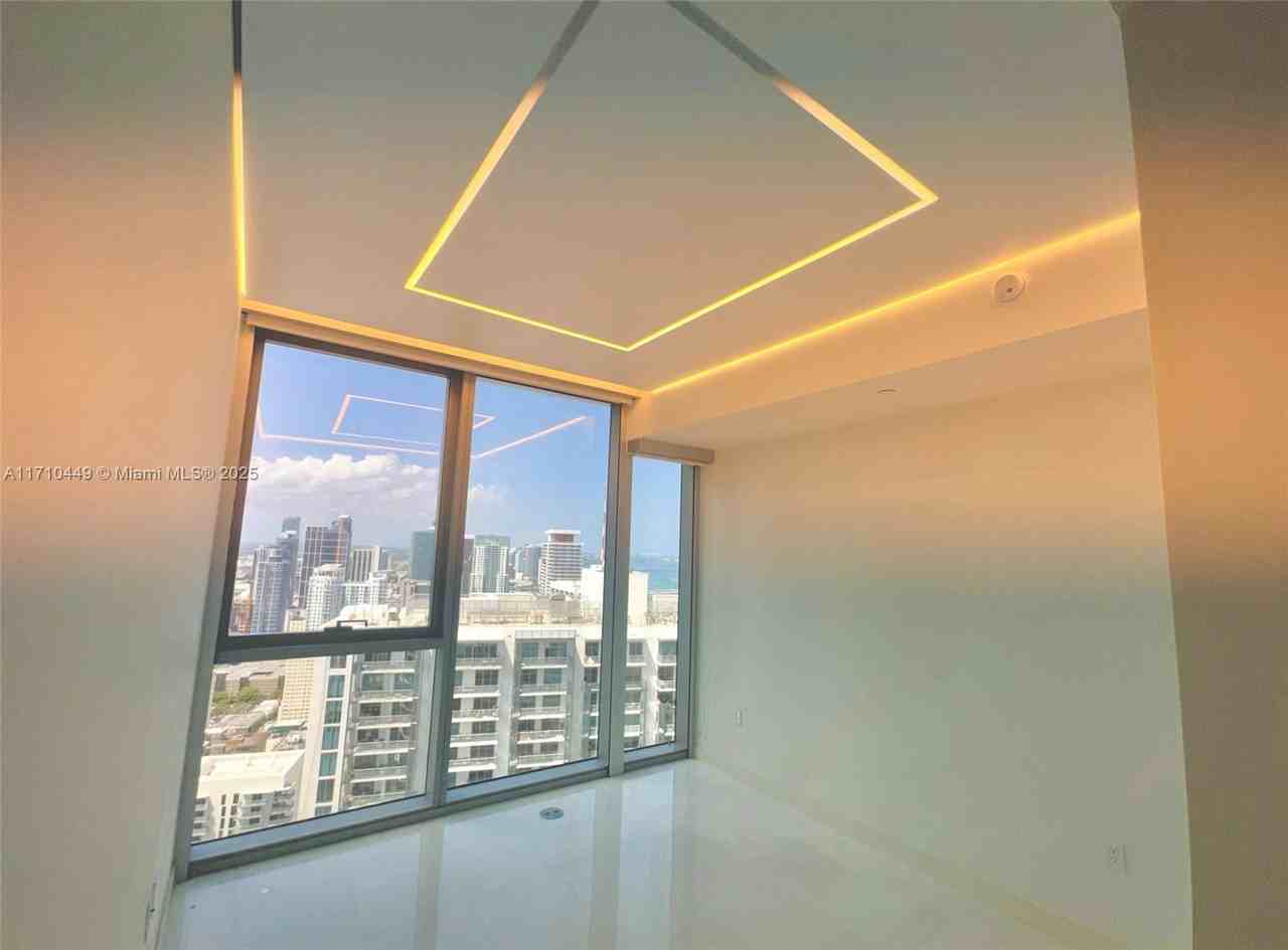 300 Biscayne Boulevard Way #4708 - Photo 4 of 8