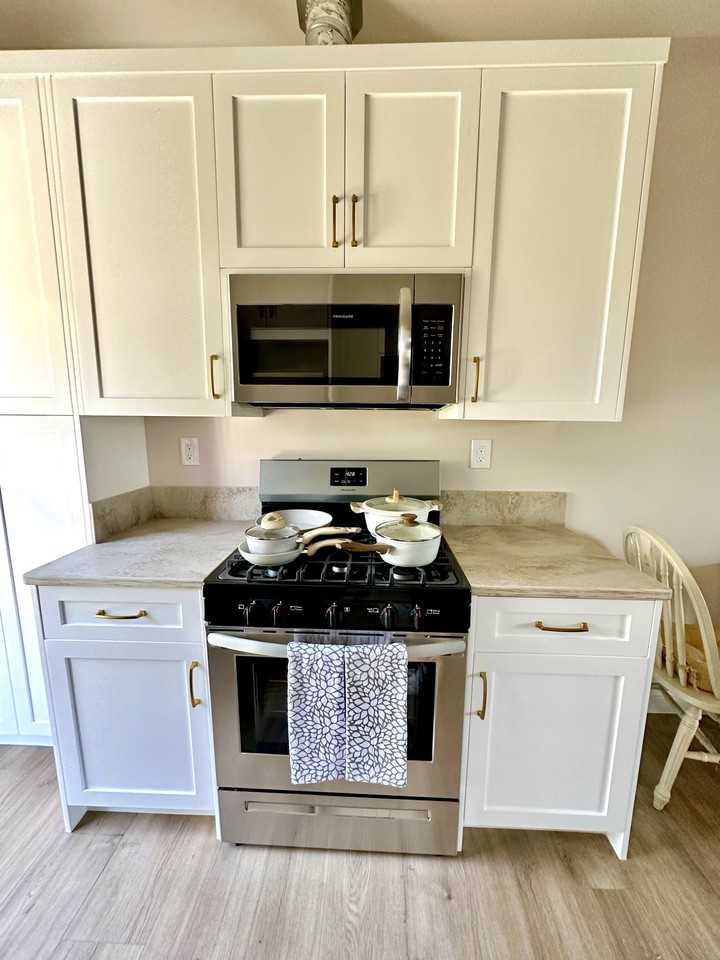 18716 Haynes Street - Photo 2 of 14