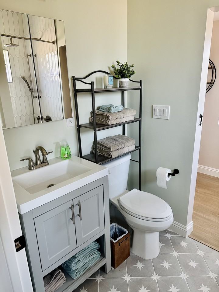 18716 Haynes Street - Photo 4 of 14