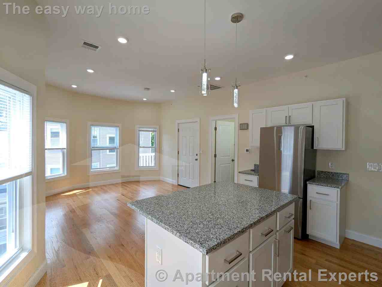 2 Sacramento Pl #3 - Photo 5 of 21