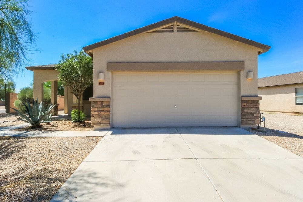 1715 East Renegade Trail