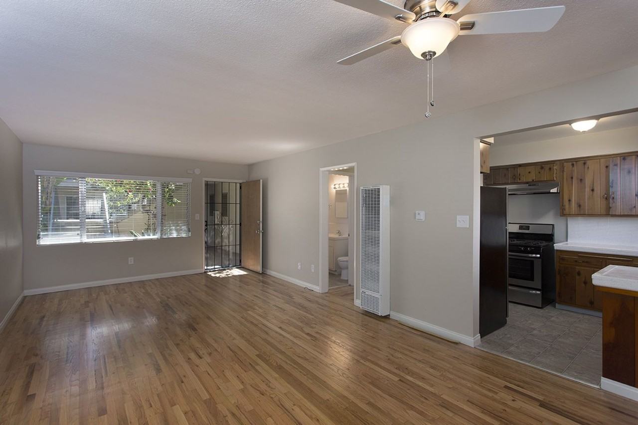 4184 Mississippi St - Photo 3 of 9