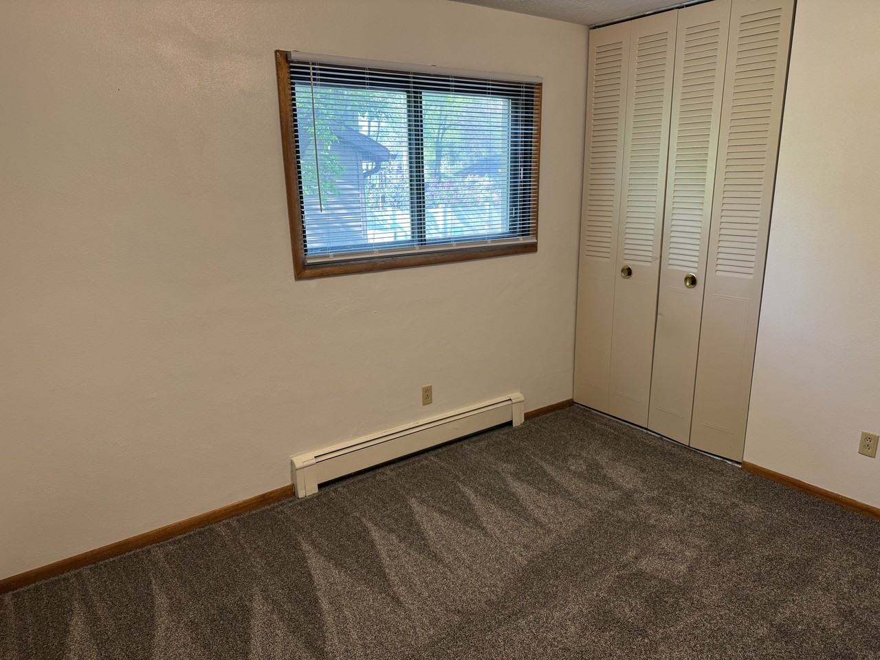 220 6th Ave Nw #208 - Photo 5 of 5
