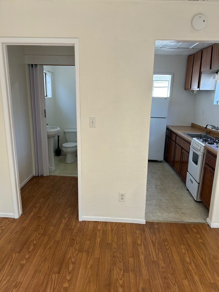 1641 86th Ave #86H - Photo 2 of 6