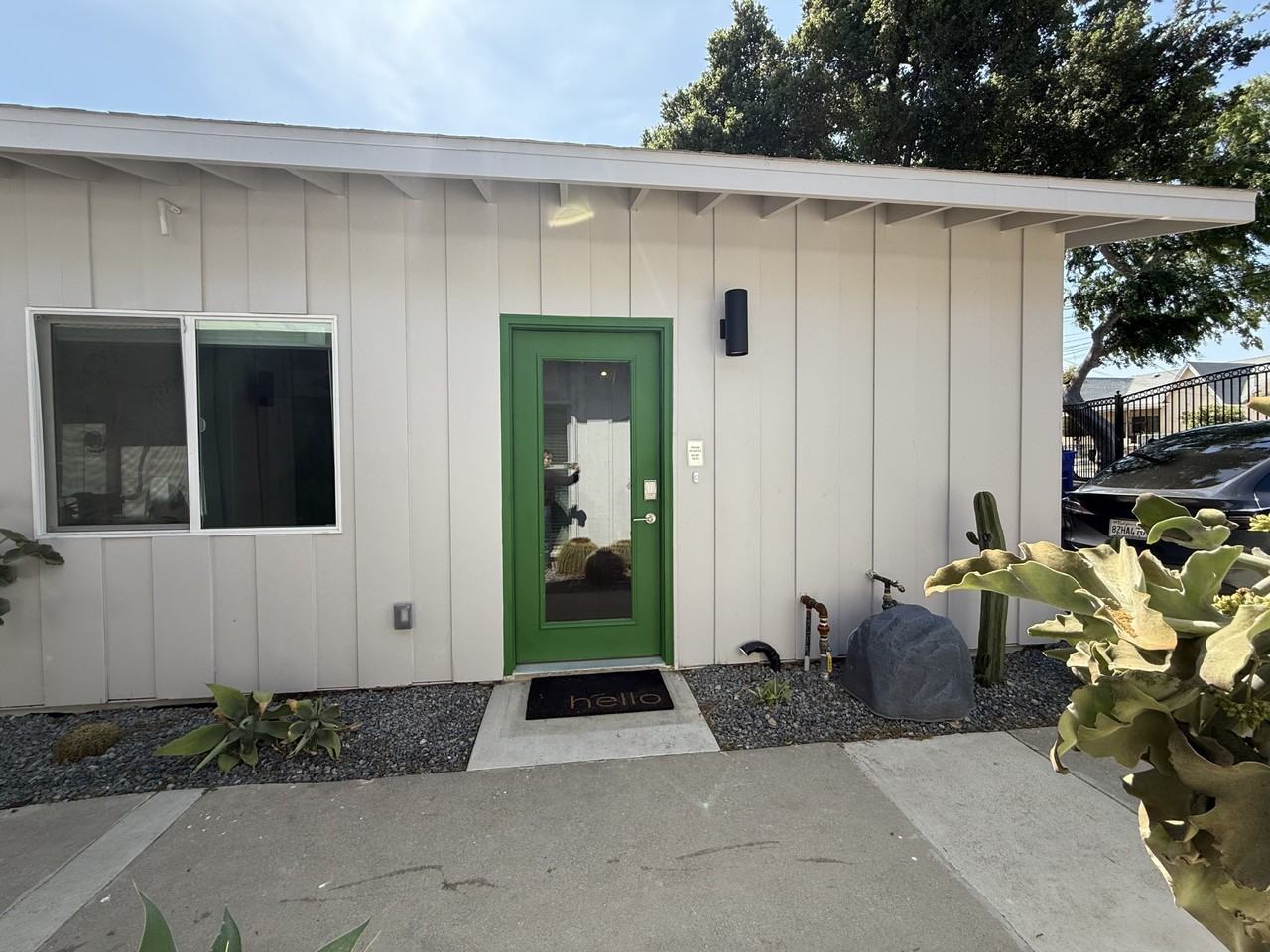 646 Hazel Ave #NA - Photo 3 of 38