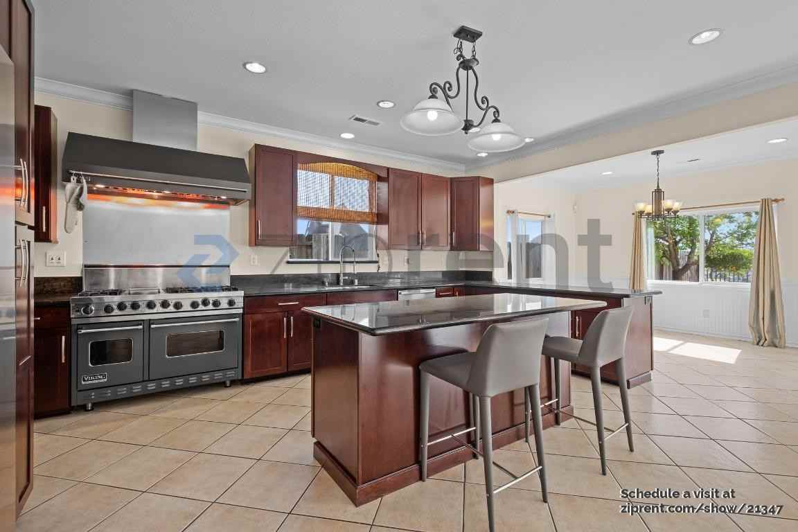 112 Sunflower Ct - Photo 2 of 50