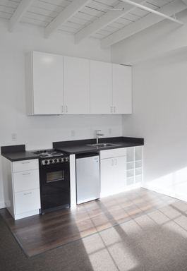 LAURELHURST STUDIOS 3327 NE SANDY BLVD. - Photo 2 of 10