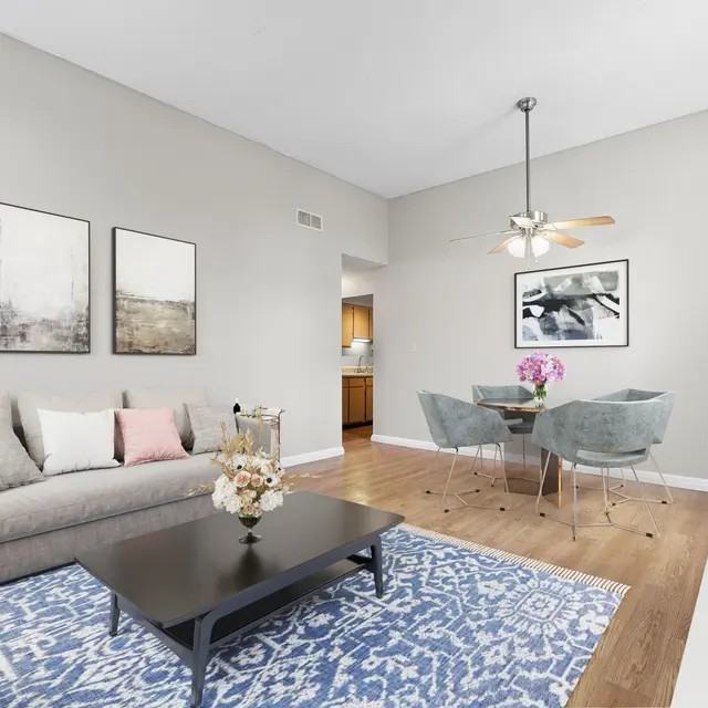 The Penn Warren - Photo 6 of 47