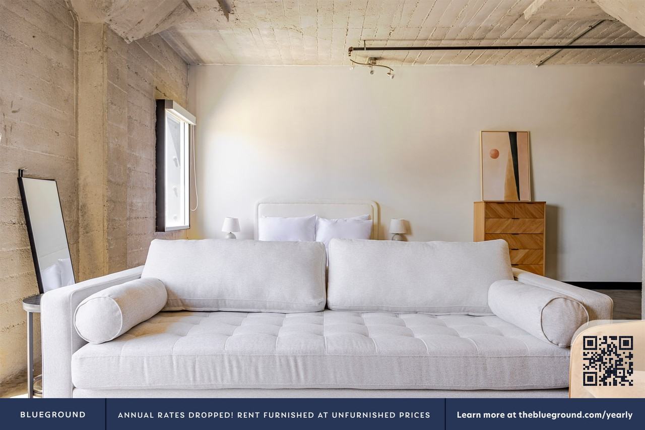 1617 Cosmo St #1358 - Photo 4 of 16