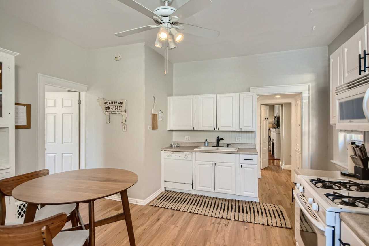 1660 Gaylord St #1026280P - Photo 3 of 24