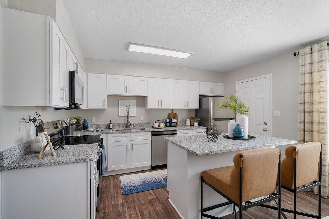 Blakely - Photo 3 of 50