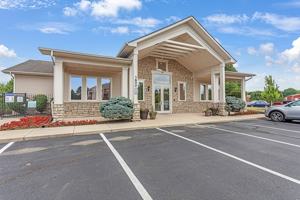 featured image of 1600 Clubhouse Dr