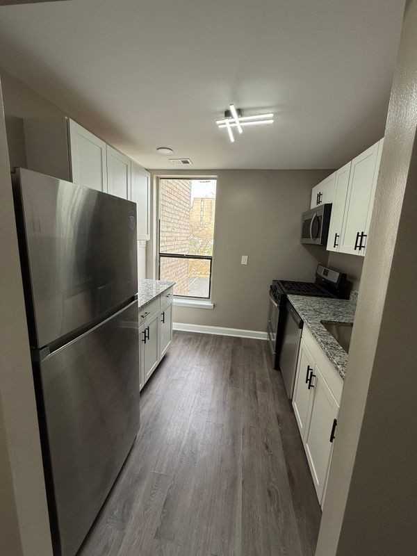 3342 Huntley Square Dr ##A2 - Photo 3 of 7