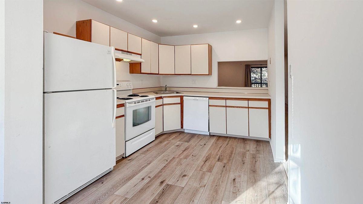 2613 Boulder Ct - Photo 2 of 14