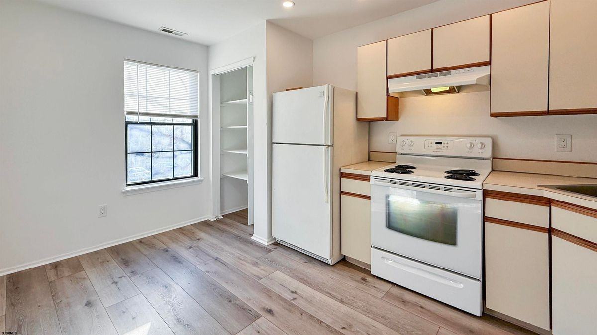 2613 Boulder Ct - Photo 3 of 14