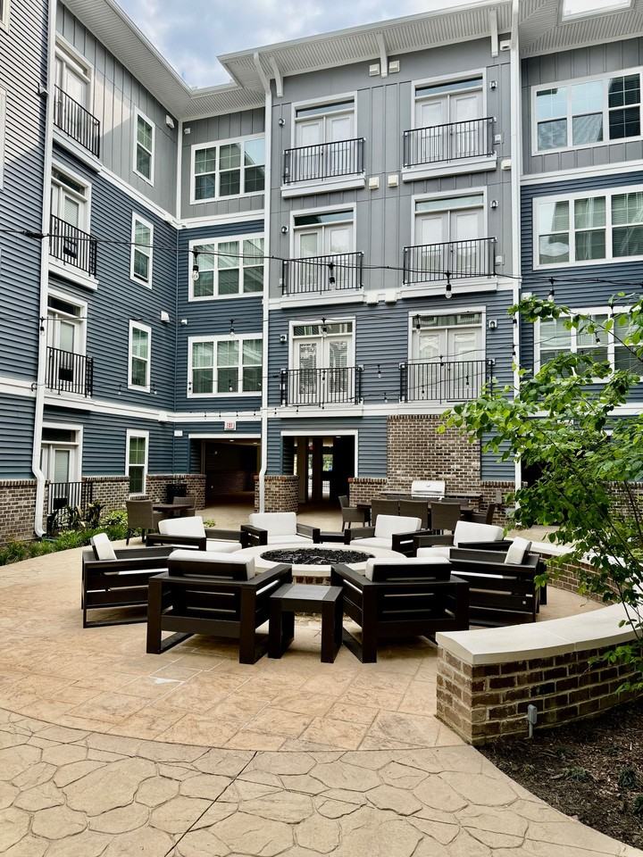 Avant at Huntington Point - Photo 7 of 50