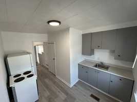 featured image of Ontario St & Bond St E #1