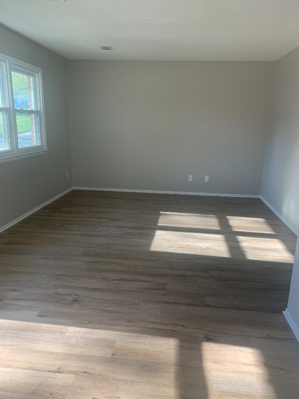 210 N 4th St #1 - Photo 3 of 9